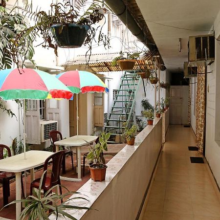 Oyo Rooms Ballygunge Hazra Law College Калькутта Экстерьер фото