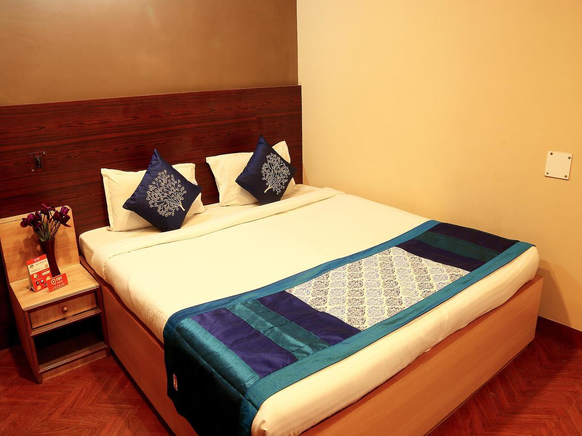 Oyo Rooms Ballygunge Hazra Law College Калькутта Экстерьер фото