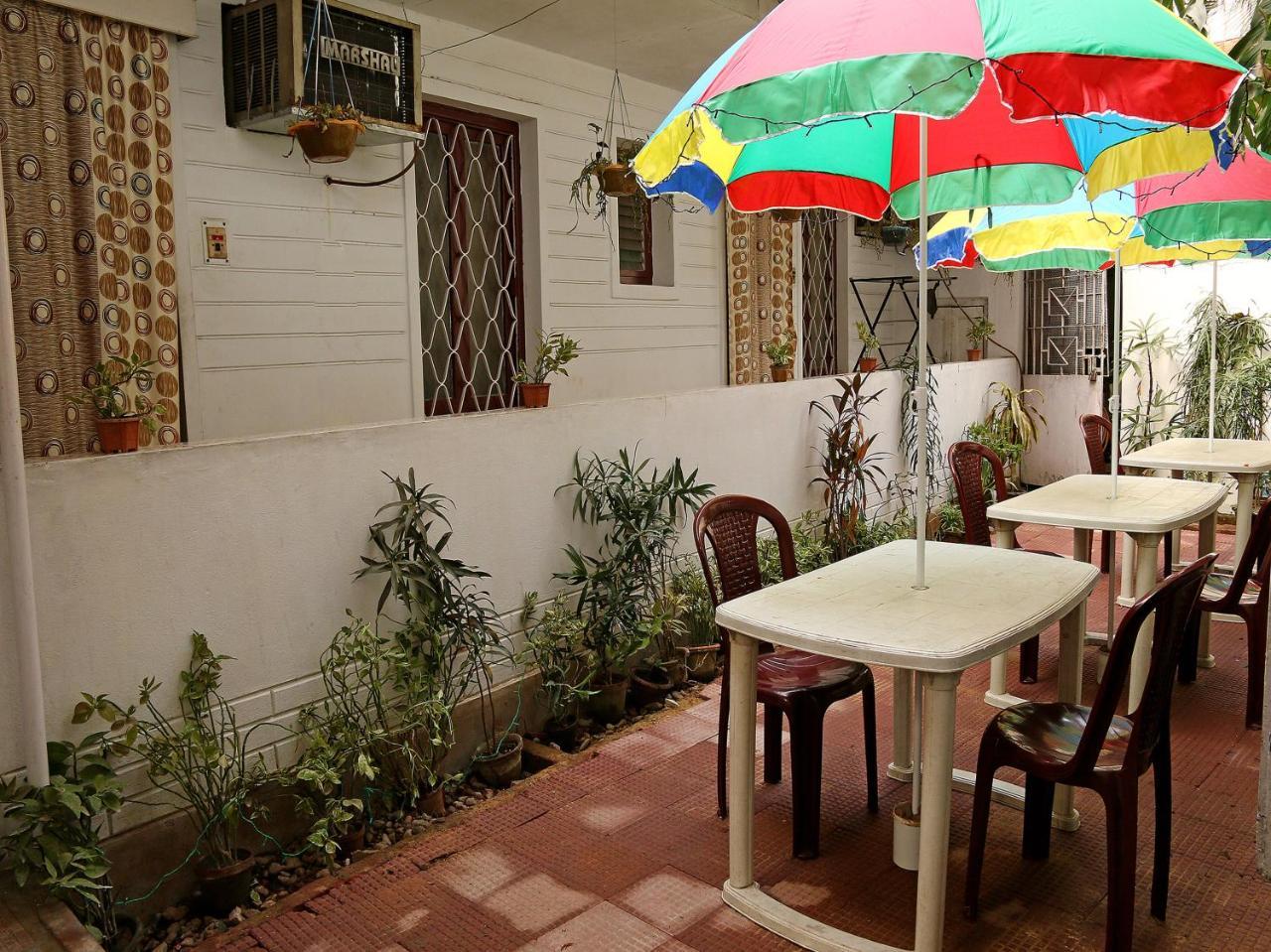 Oyo Rooms Ballygunge Hazra Law College Калькутта Экстерьер фото